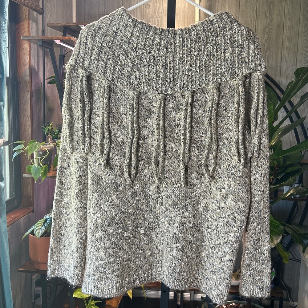 New Chico’s Sweater - Picture 4 of 5